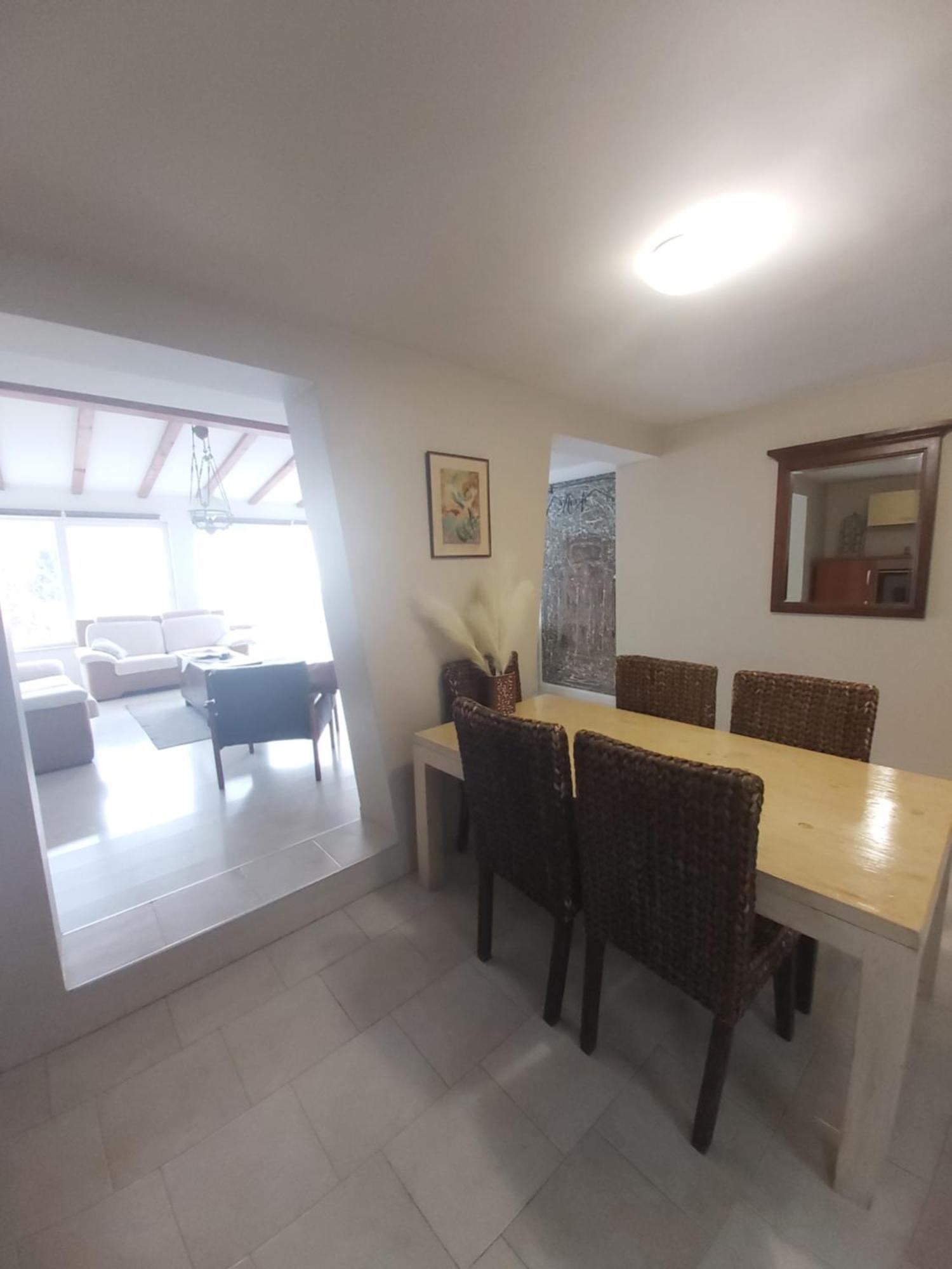 Apartman Luce With Shared Pool Zadar Eksteriør billede